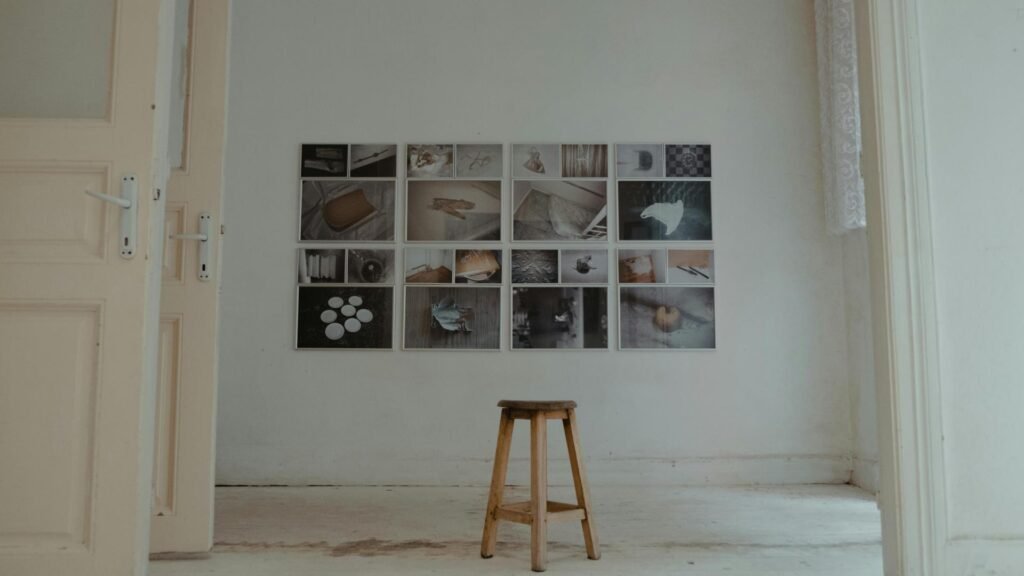 The Beauty of Simplicity: Why Minimal Prints Feel So Timeless